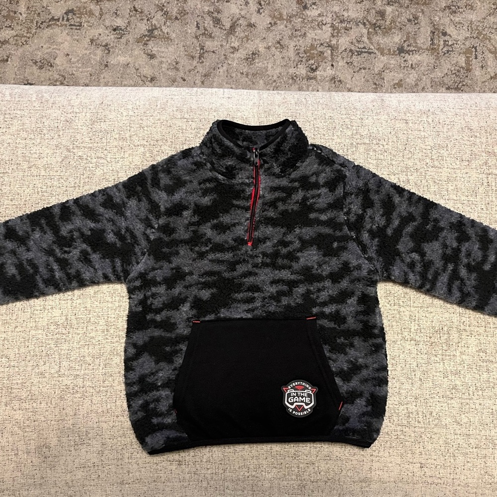 Garanimals Boys Size 6 Soft Sweatshirt